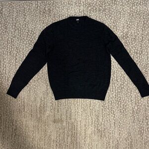 Men's  UNIQLO Black Sweater(315)